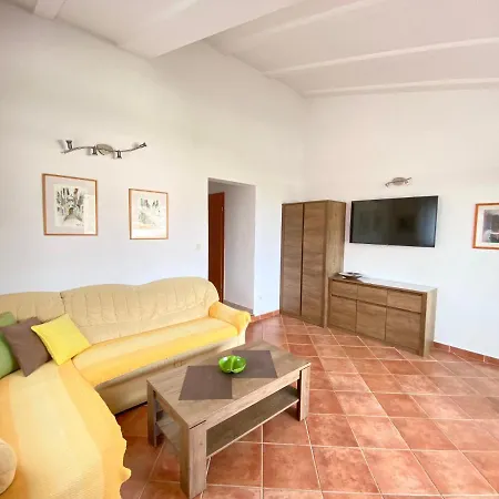 Apartment Peric