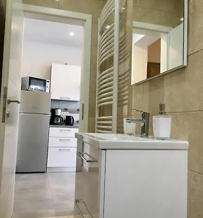 Peric Apartment Jelsa (Hvar)