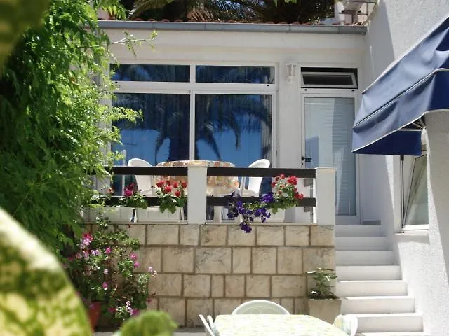 Peric Jelsa (Hvar)